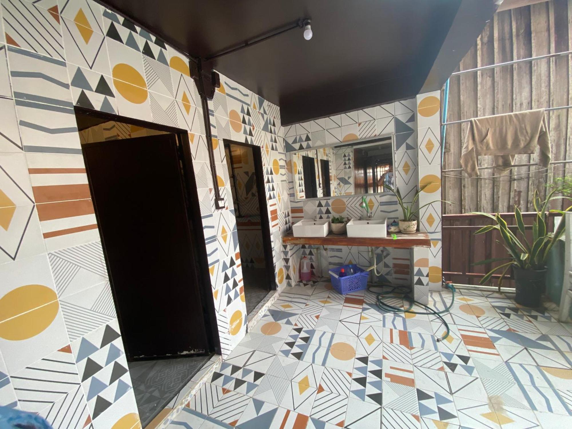White Rose Guesthouse Kaoh Touch Exterior photo
