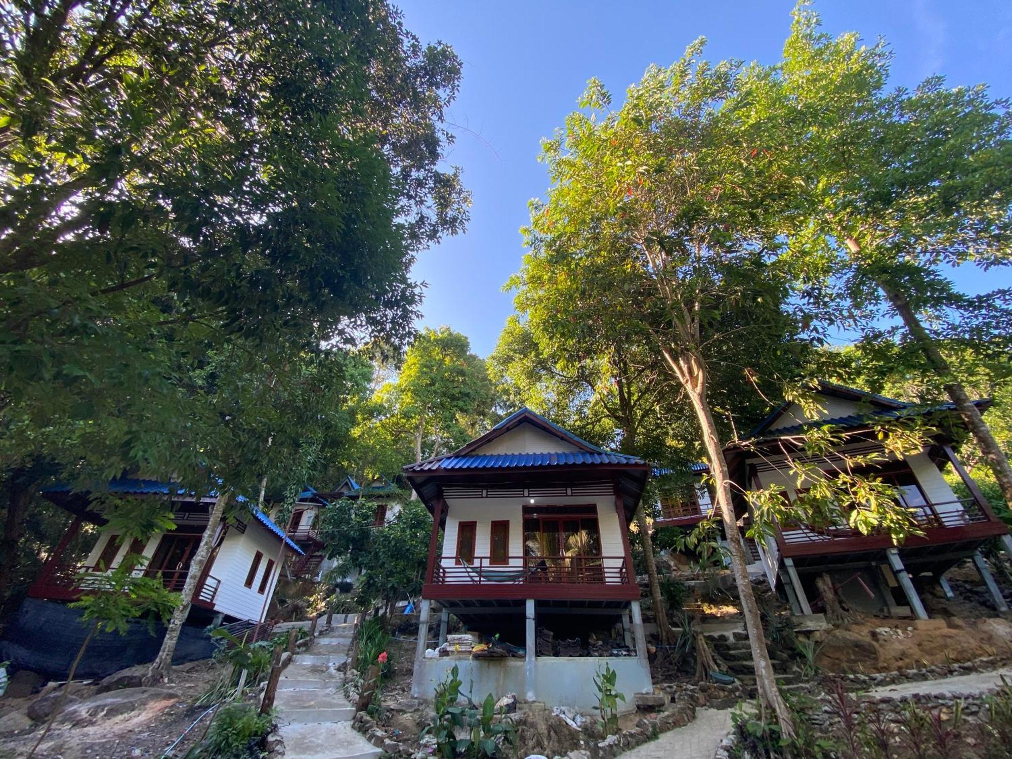 White Rose Guesthouse Kaoh Touch Exterior photo
