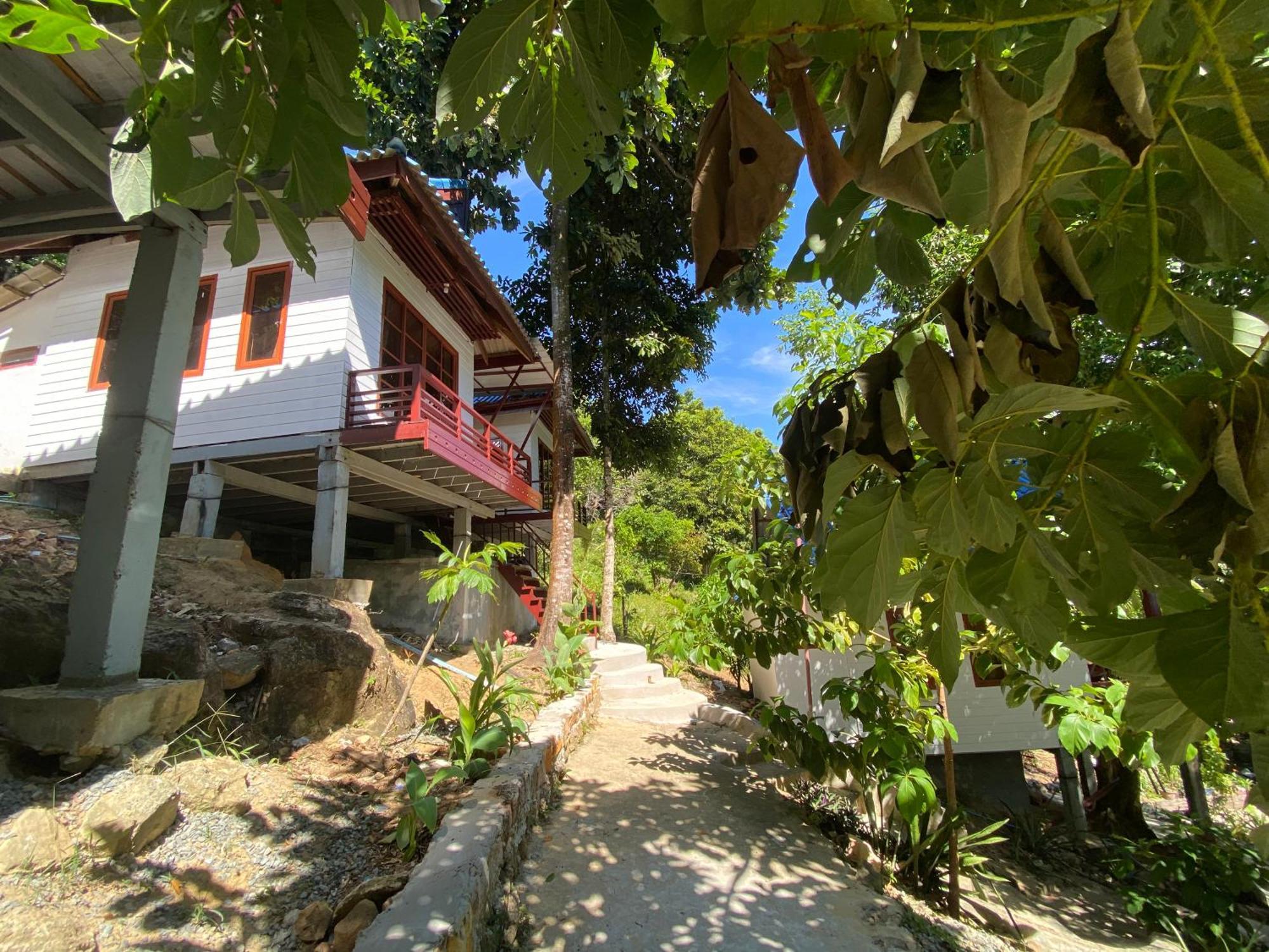 White Rose Guesthouse Kaoh Touch Exterior photo